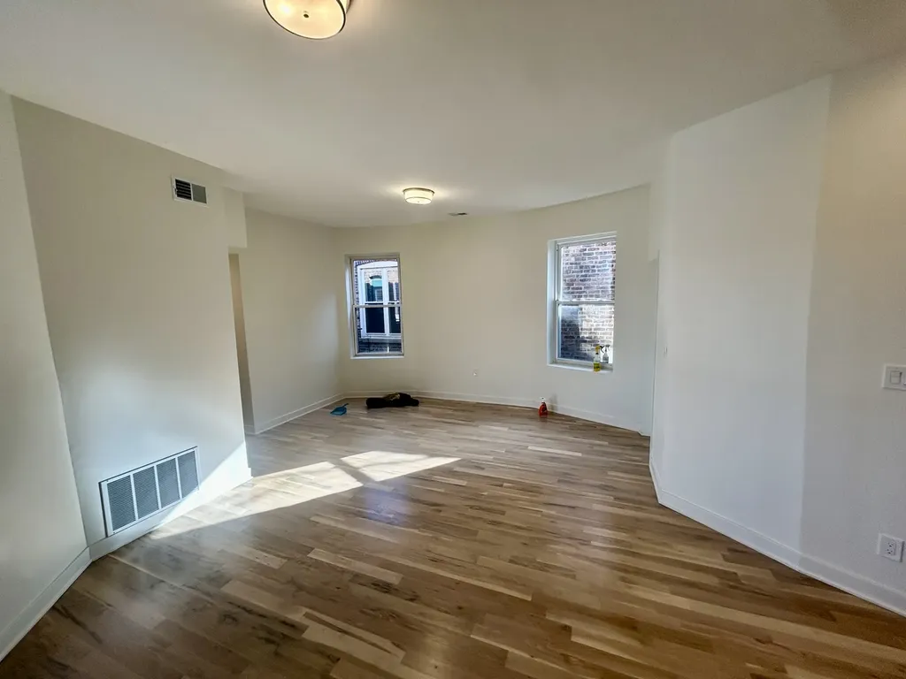 5714 South Prairie Avenue Chicago IL 60637