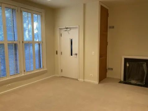 29 East Scott Street Chicago IL 60610