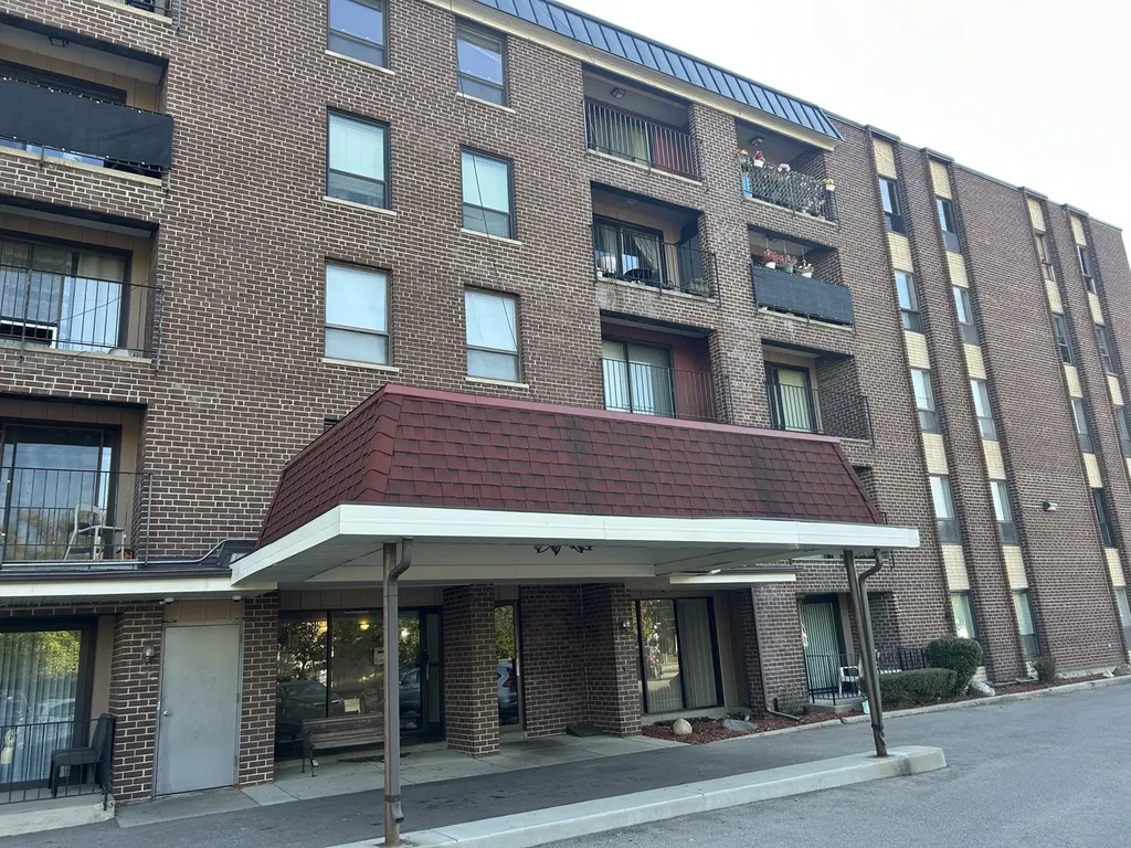 6330 Lincoln Avenue Morton Grove IL 60053