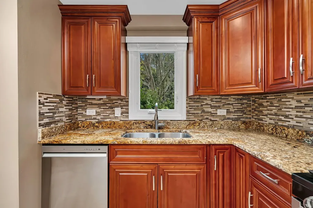15875 South 115th Court Orland Park IL 60467