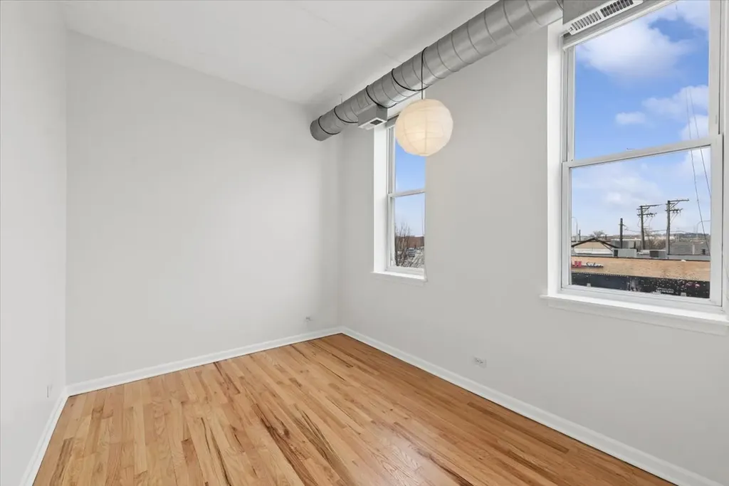 2356 North Elston Avenue Chicago IL 60614