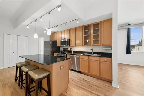 2356 North Elston Avenue Chicago IL 60614