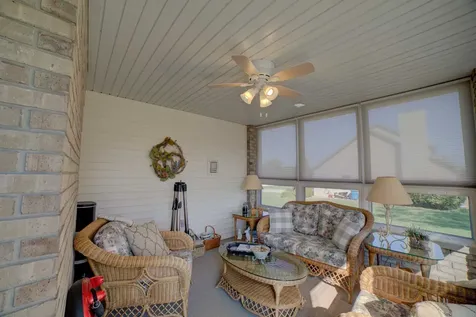 23 Cedarwood Drive Watseka IL 60970