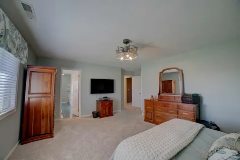 23 Cedarwood Drive Watseka IL 60970