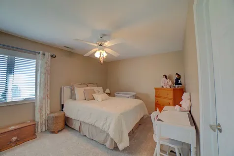 23 Cedarwood Drive Watseka IL 60970
