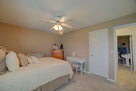 23 Cedarwood Drive Watseka IL 60970