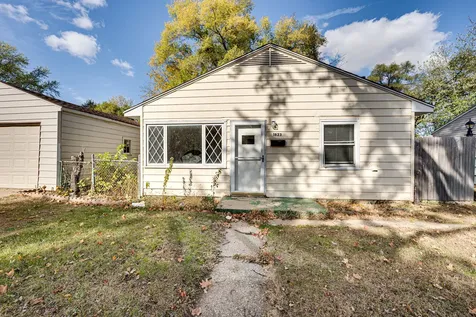 1823 Overdene Avenue Rockford IL 61103