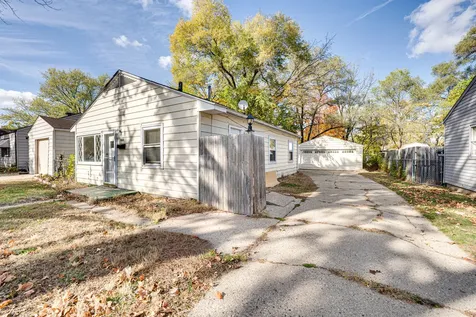1823 Overdene Avenue Rockford IL 61103