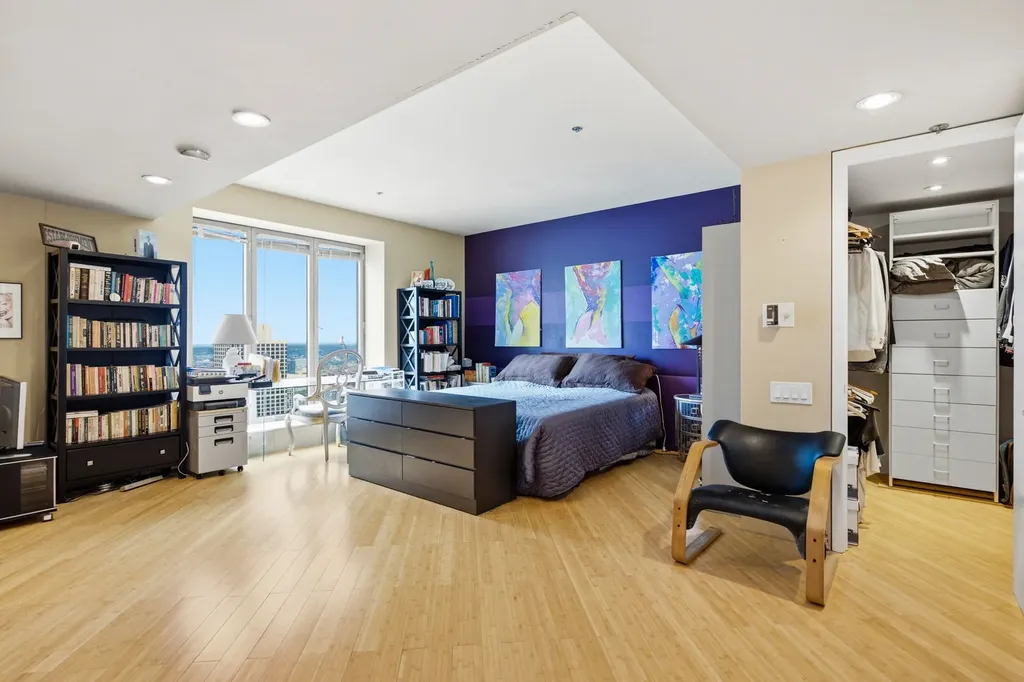 950 North Michigan Avenue Chicago IL 60611