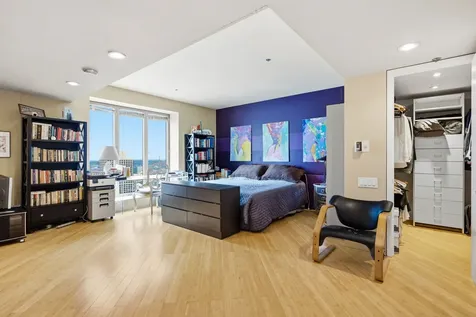 950 North Michigan Avenue Chicago IL 60611