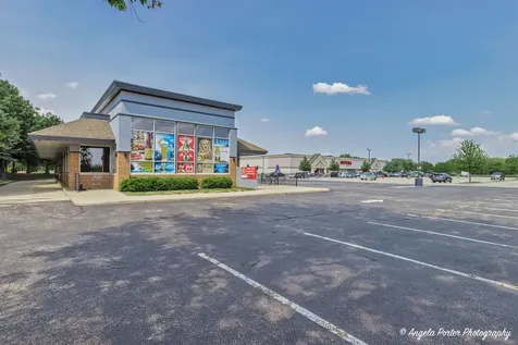 1440 East Grand Avenue Lindenhurst IL 60046