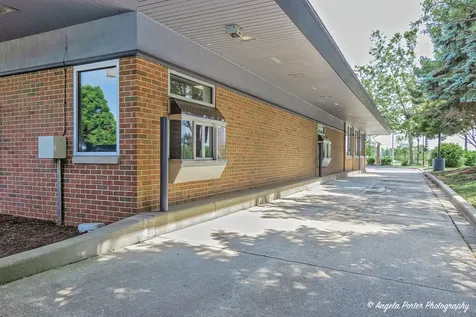 1440 East Grand Avenue Lindenhurst IL 60046