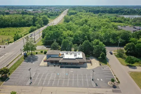 1440 East Grand Avenue Lindenhurst IL 60046