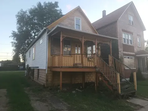 41 155TH Place Calumet City IL 60409