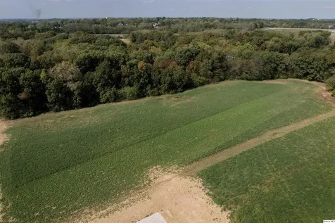 5911 Orchards Edge Lane Quincy IL 62305