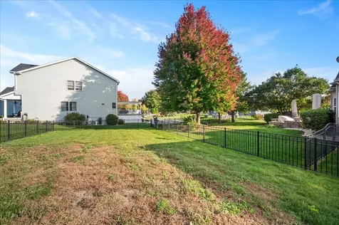 1084 Redwood Drive Yorkville IL 60560