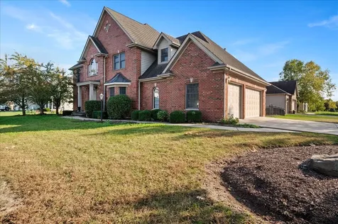 1084 Redwood Drive Yorkville IL 60560