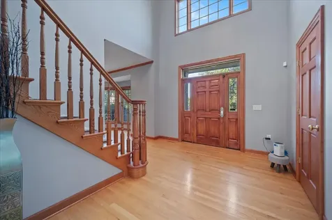 1084 Redwood Drive Yorkville IL 60560