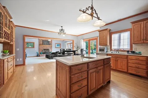 1084 Redwood Drive Yorkville IL 60560