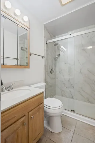 837 East Rockland Road Libertyville IL 60048