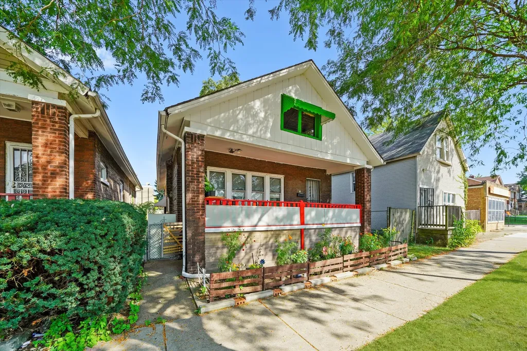 2016 East 93rd Street Chicago IL 60617
