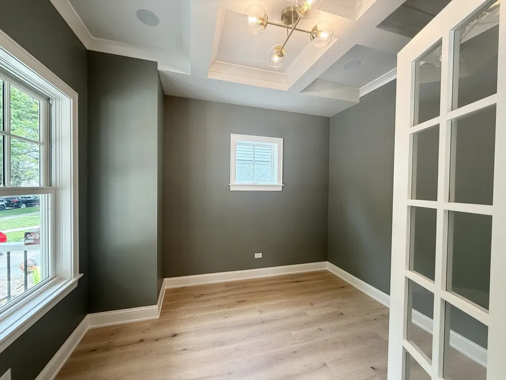 1933 Washington Avenue Wilmette IL 60091