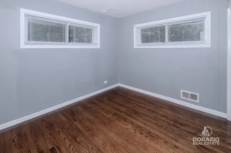 15422 Lincoln Avenue Harvey IL 60426