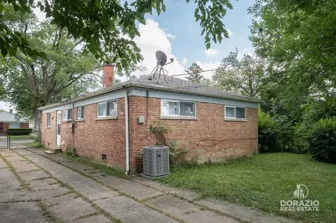 15422 Lincoln Avenue Harvey IL 60426