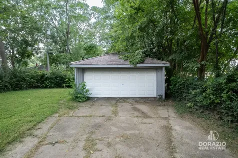 15422 Lincoln Avenue Harvey IL 60426