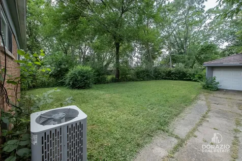 15422 Lincoln Avenue Harvey IL 60426