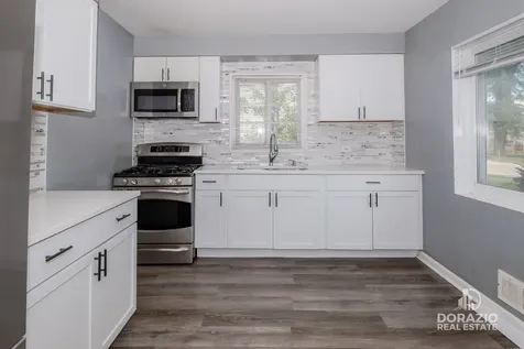 15422 Lincoln Avenue Harvey IL 60426