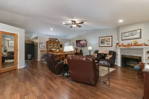 1409 Butchers Lane Bloomington IL 61701