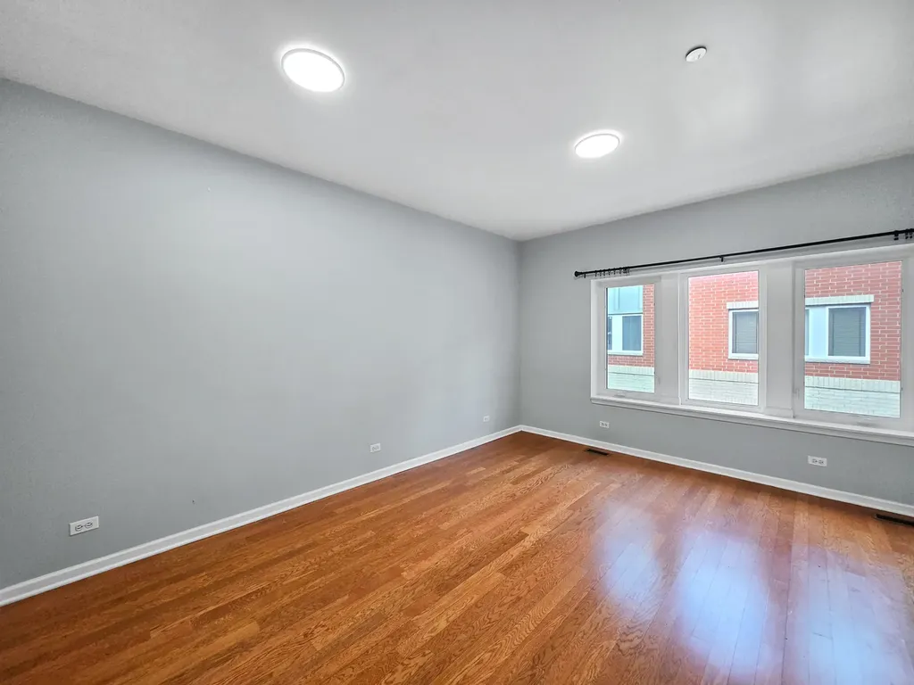 2415 West 32nd Place Chicago IL 60608