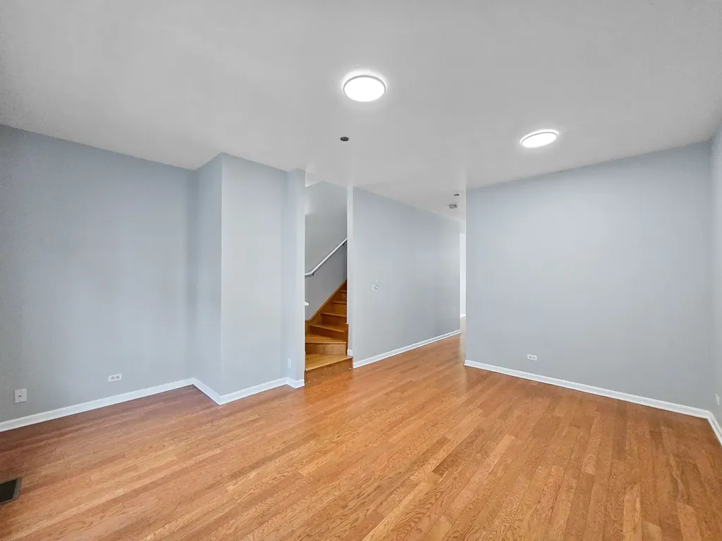2415 West 32nd Place Chicago IL 60608