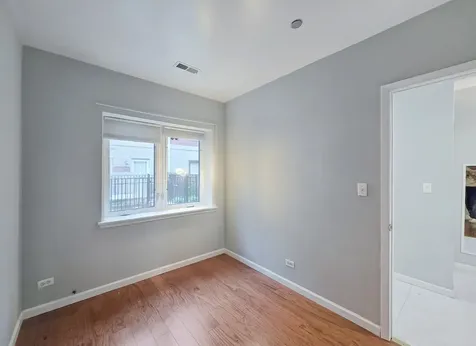 2415 West 32nd Place Chicago IL 60608