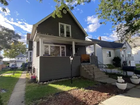 208 28TH Avenue Bellwood IL 60104
