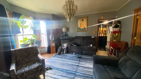 208 28TH Avenue Bellwood IL 60104