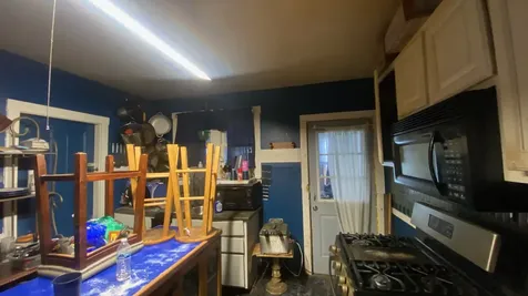 208 28TH Avenue Bellwood IL 60104