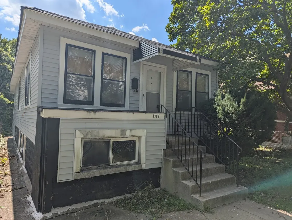 1309 West 110th Place Chicago IL 60643