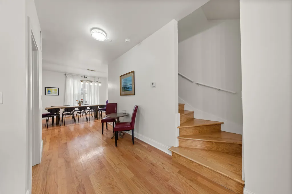 244 North Hamlin Boulevard Chicago IL 60624