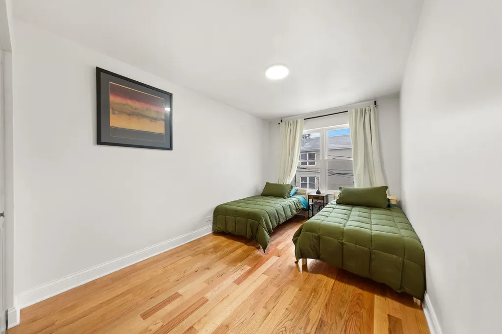 244 North Hamlin Boulevard Chicago IL 60624
