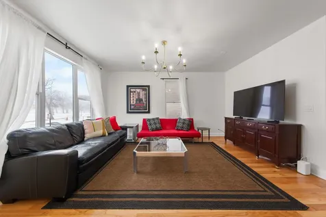 244 North Hamlin Boulevard Chicago IL 60624
