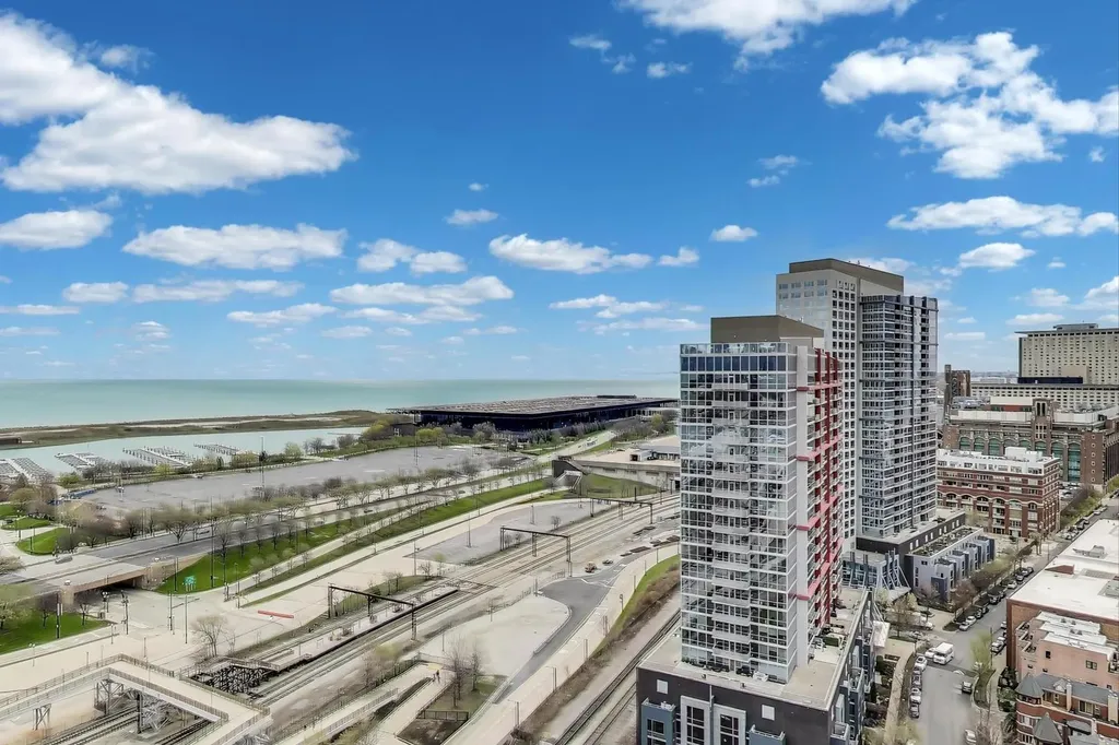 1717 South Prairie Avenue Chicago IL 60616