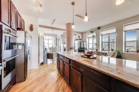 1717 South Prairie Avenue Chicago IL 60616