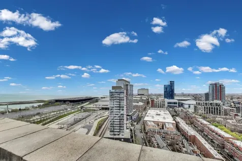 1717 South Prairie Avenue Chicago IL 60616