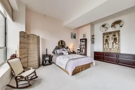 1717 South Prairie Avenue Chicago IL 60616