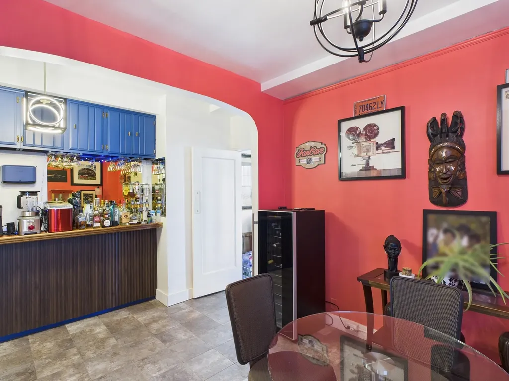 7321 South South Shore Drive Chicago IL 60649