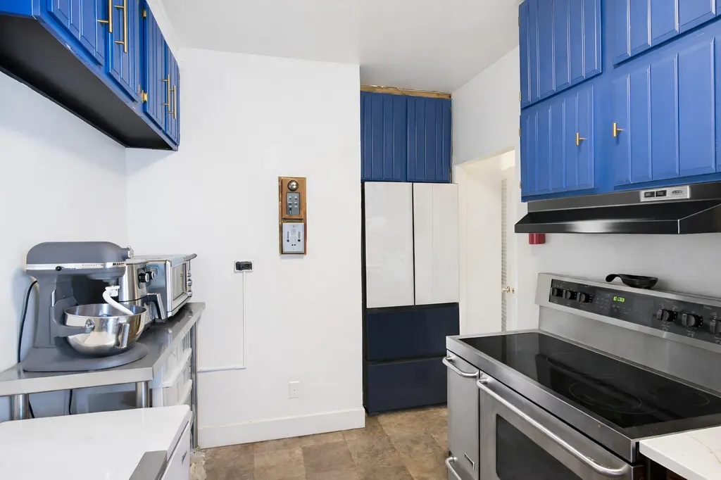 7321 South South Shore Drive Chicago IL 60649