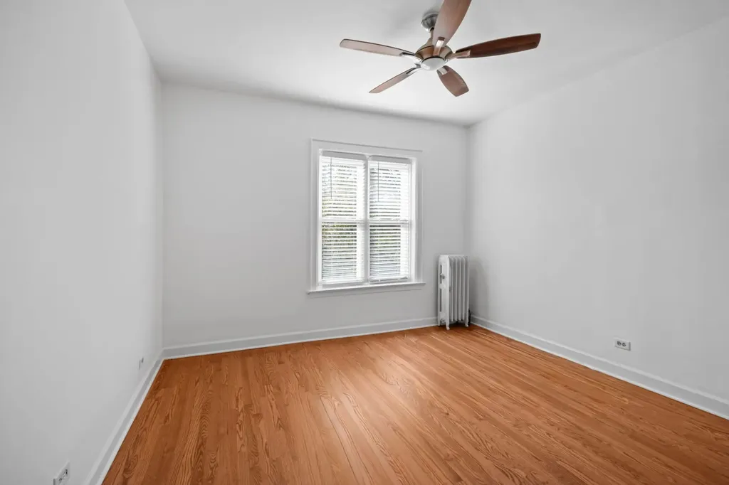 1424 East Hyde Park Boulevard Chicago IL 60615