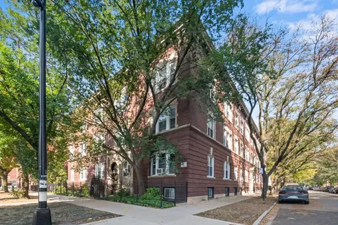 1424 East Hyde Park Boulevard Chicago IL 60615